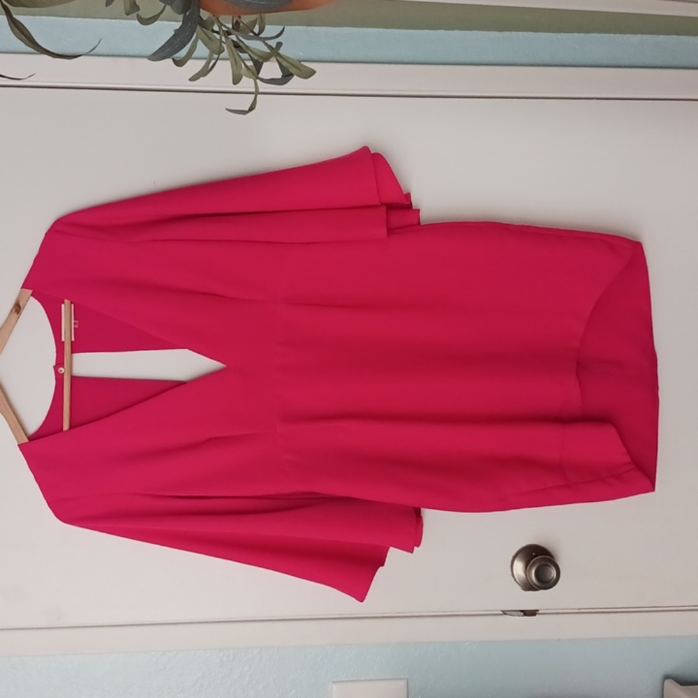 Fushia / Bright Pink/ Hot Pink Above the Knee Dress Size Medium.